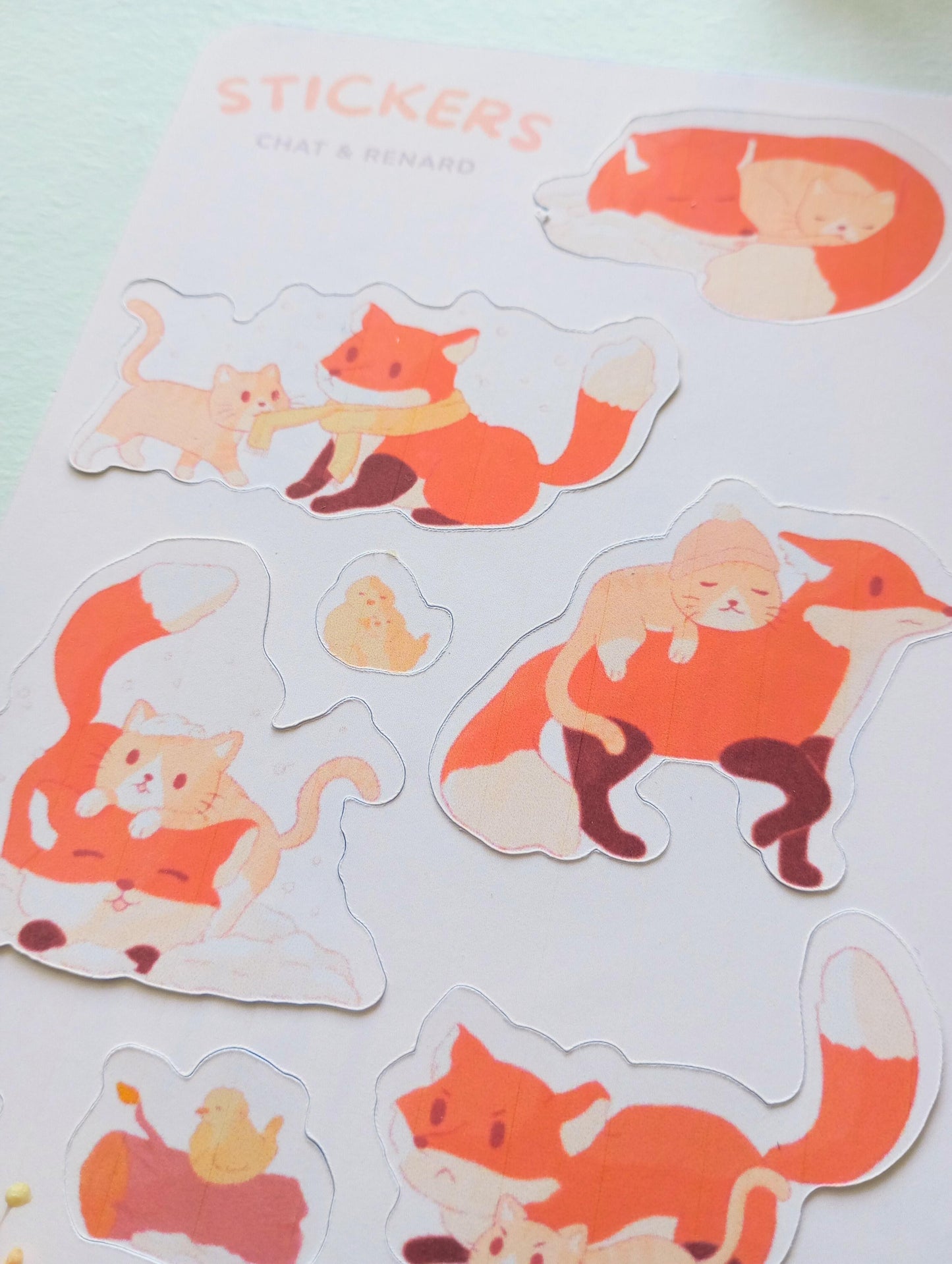 Feuille de stickers - Chat et renard d'hiver